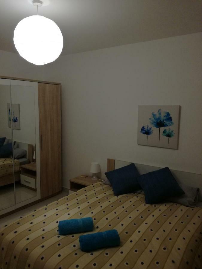 Appartement No8 @ Seabreeze Court à Mellieħa Extérieur photo