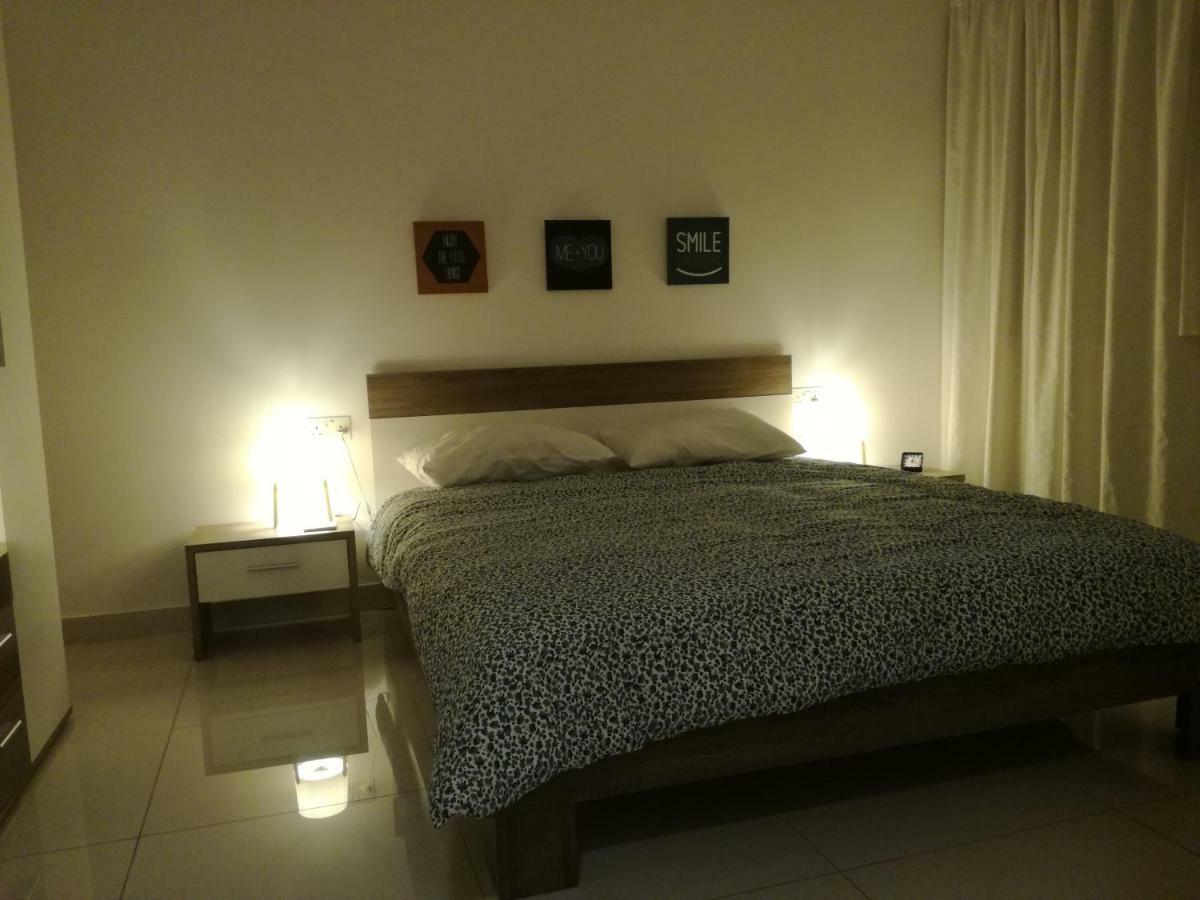 Appartement No8 @ Seabreeze Court à Mellieħa Extérieur photo